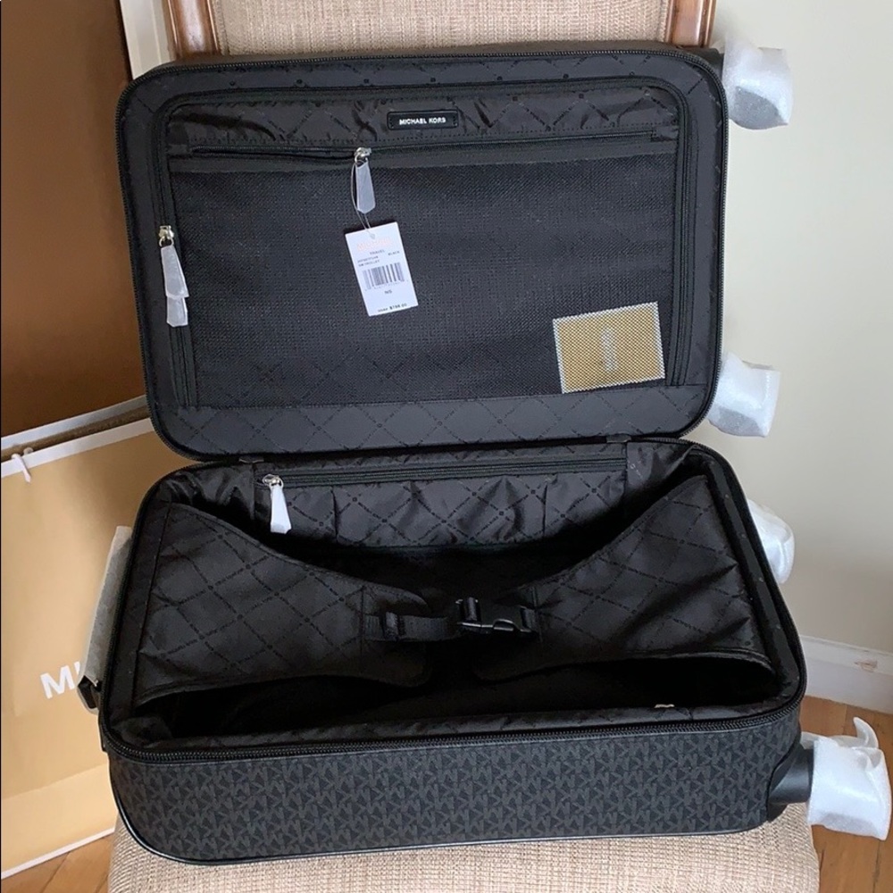 Michael Kors Carry On Luggage Trolley Black - Picture 4 of 8